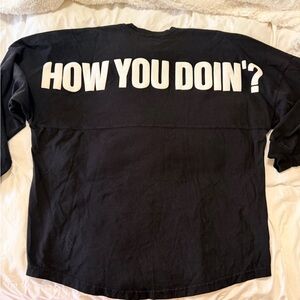New HOW YOU DOIN? Friends Experience exclusive black sweatshirt men’s M
